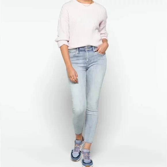 Pistola Arielle Scissor Cut Hem Jean in IndigoWash